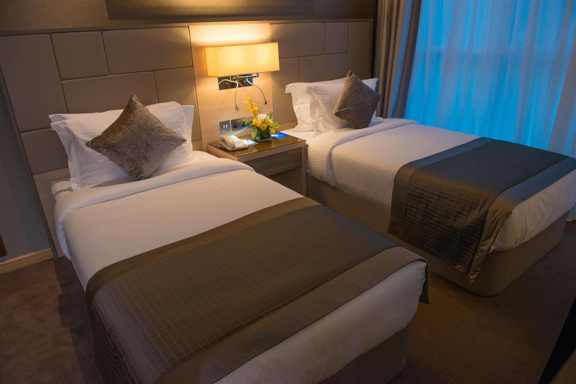 Tryp By Wyndham Abu Dhabi City Center Εξωτερικό φωτογραφία