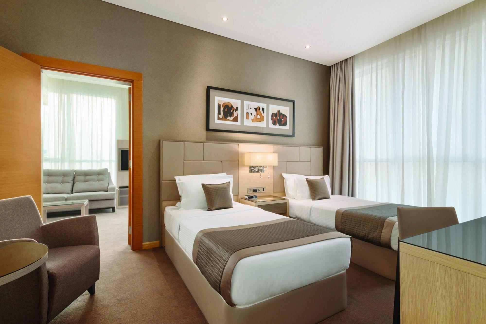 Tryp By Wyndham Abu Dhabi City Center Εξωτερικό φωτογραφία