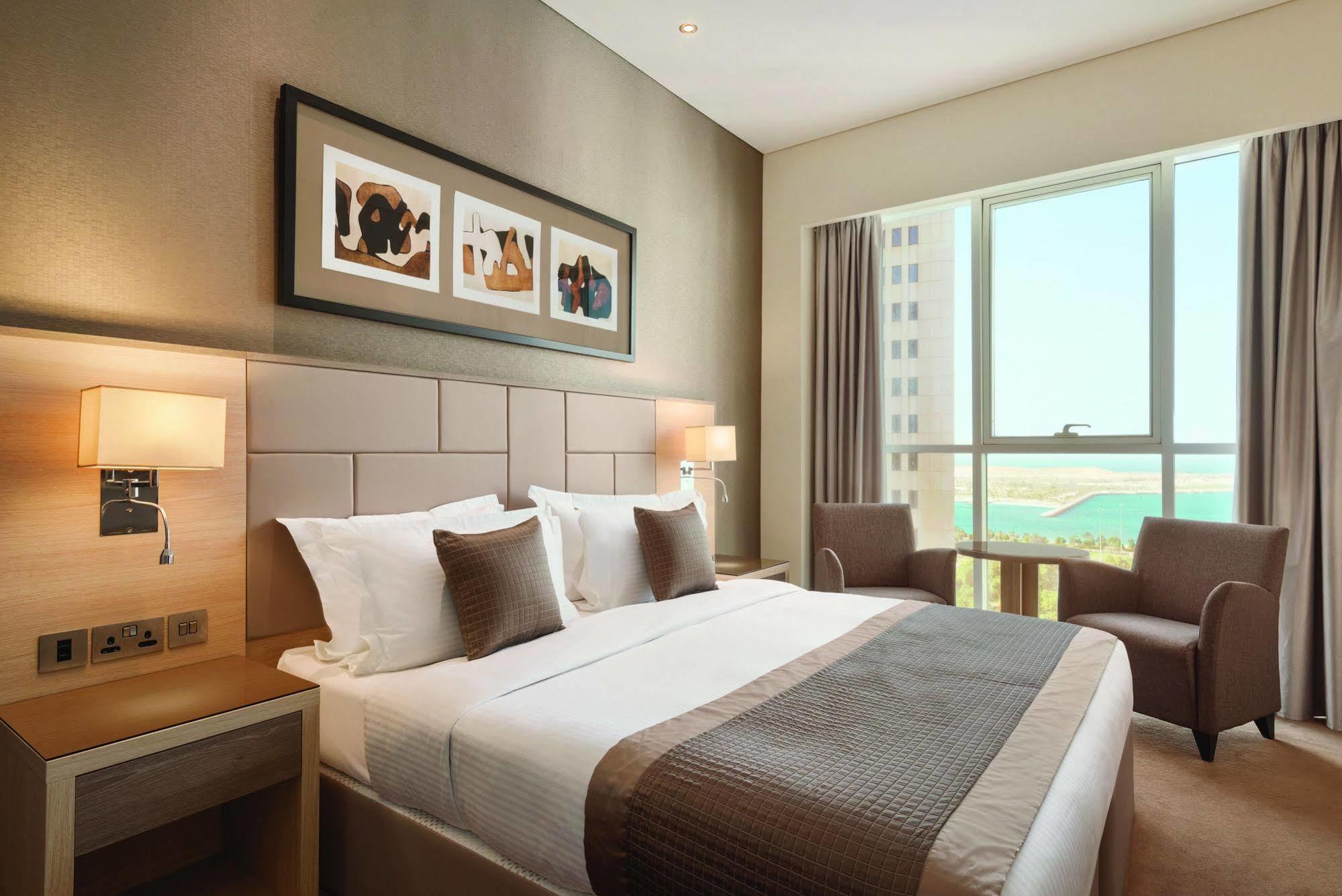Tryp By Wyndham Abu Dhabi City Center Εξωτερικό φωτογραφία