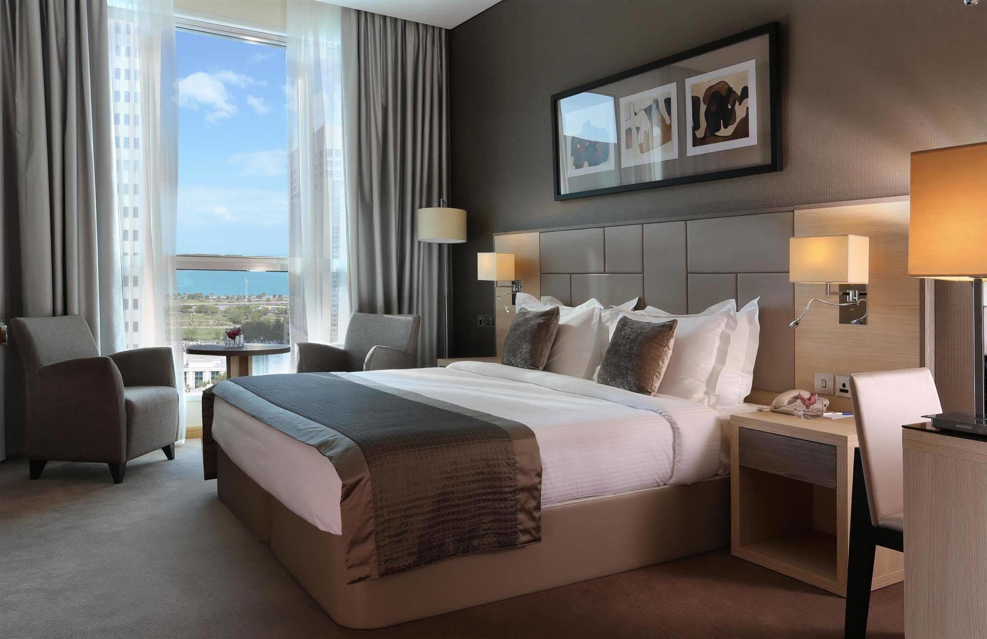 Tryp By Wyndham Abu Dhabi City Center Εξωτερικό φωτογραφία