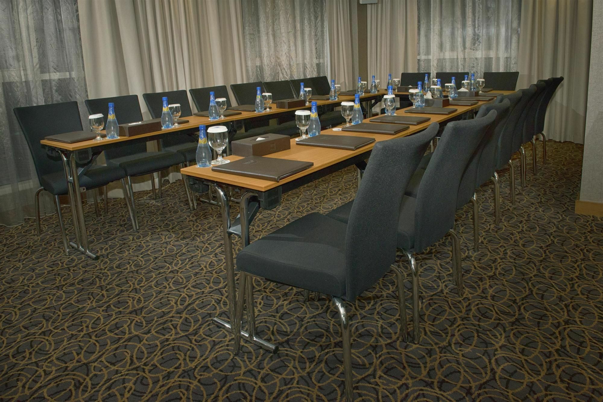 Tryp By Wyndham Abu Dhabi City Center Εξωτερικό φωτογραφία